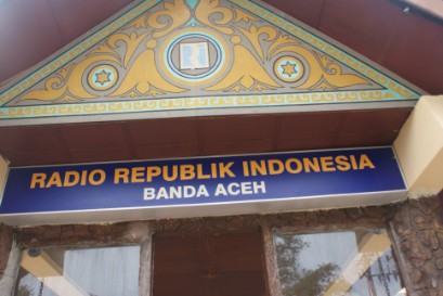 RRI Banda Aceh dan LSM SILFA Dialog ttg LH setiap hari Rabu Pukul 10.00 - 11.00 wib